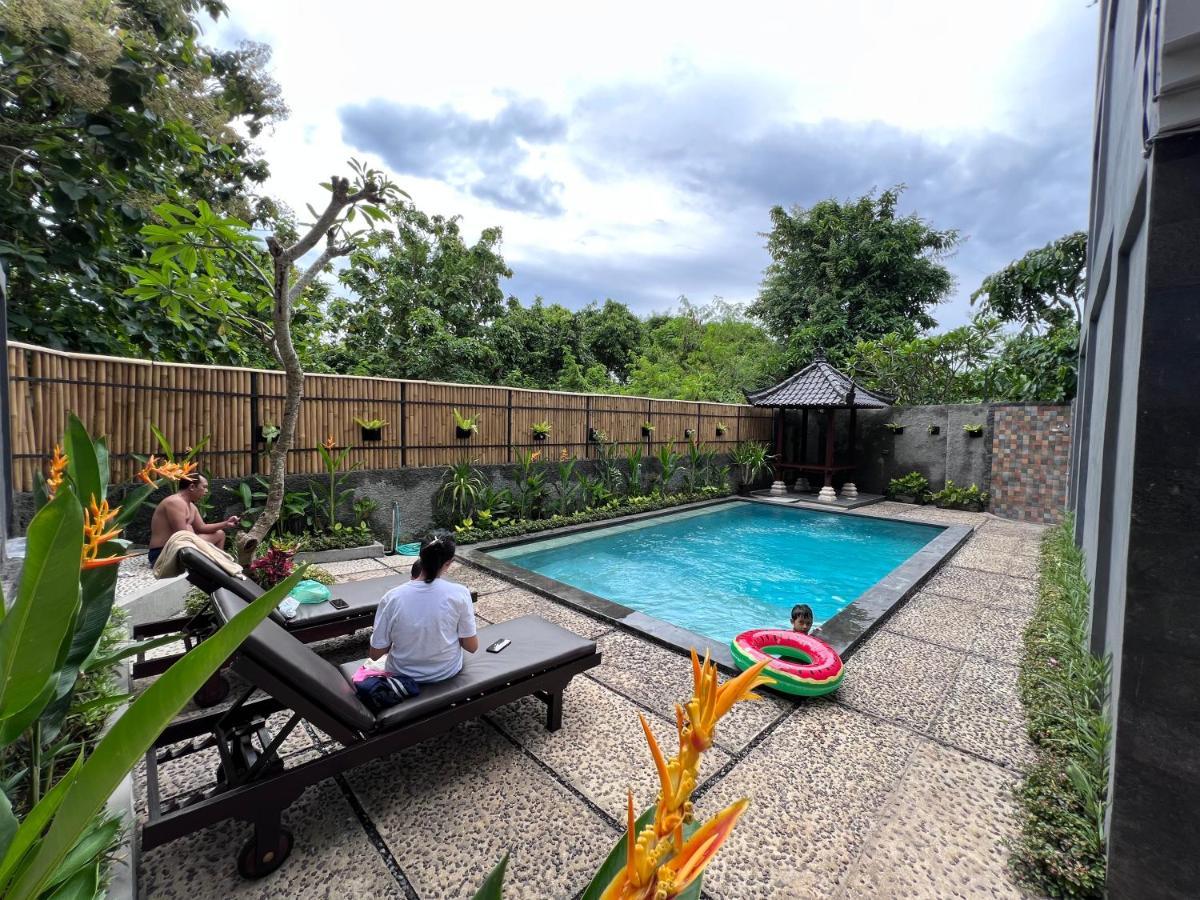Green Hill Inn Jimbaran  Ngoại thất bức ảnh
